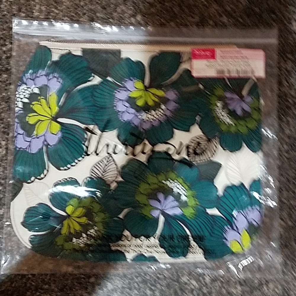 Studio thirty-one flap